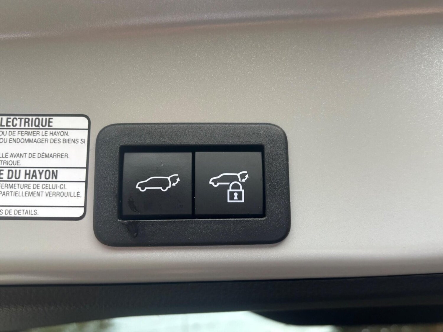 Used Toyota Yaris Cross 2022 for sale - 76673908: Photo 22