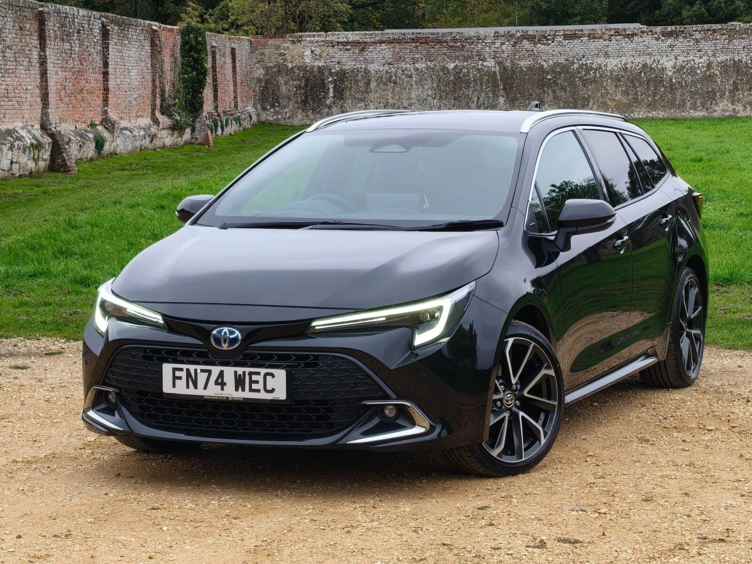 Used Toyota Corolla 2024 for sale - 76678463: Photo 2