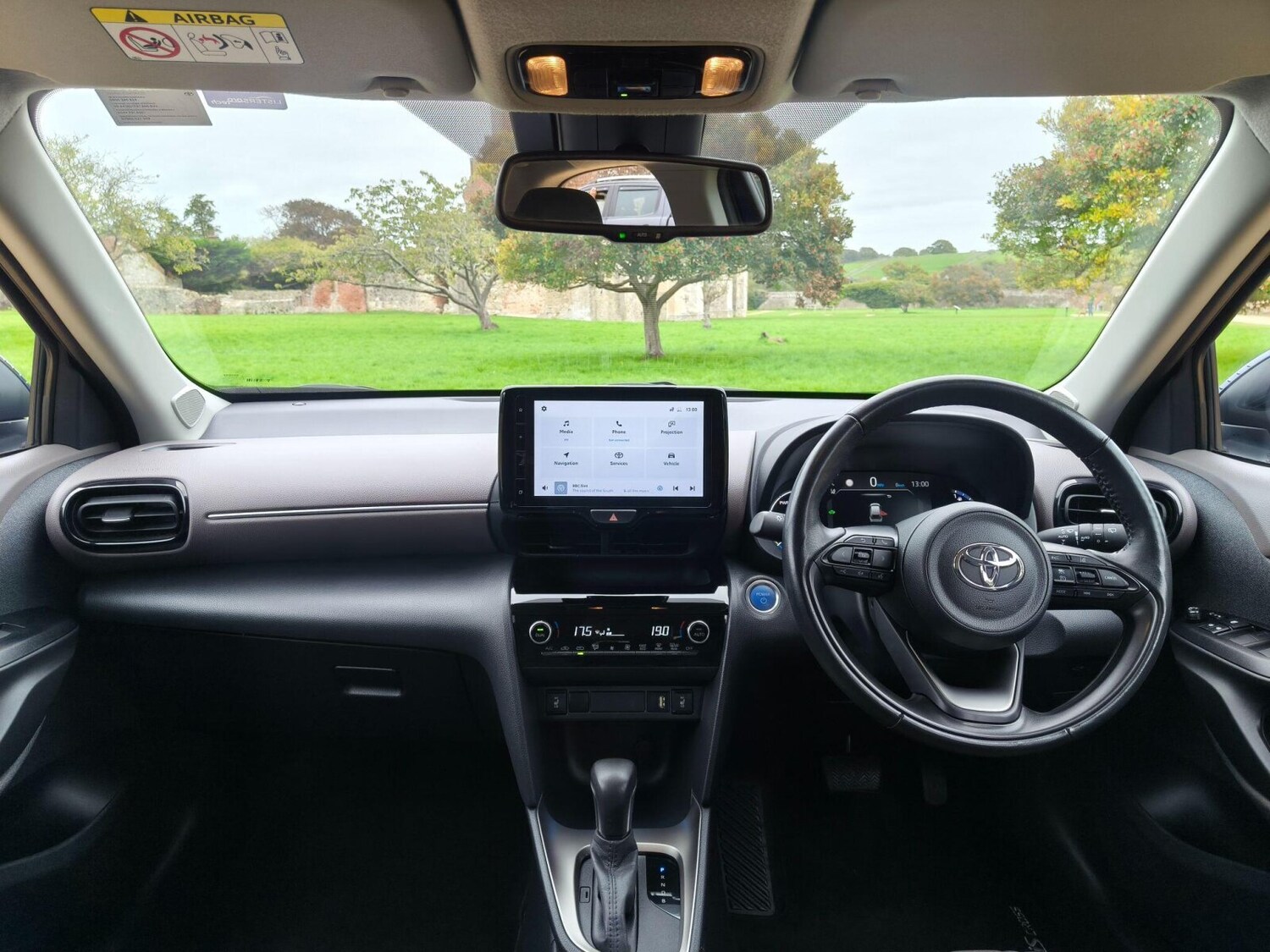 Used Toyota Yaris Cross 2022 for sale - 76674589: Photo 13