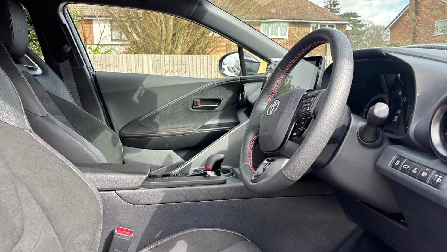 Used Toyota C-HR 2025 for sale - 77834176: Photo 19