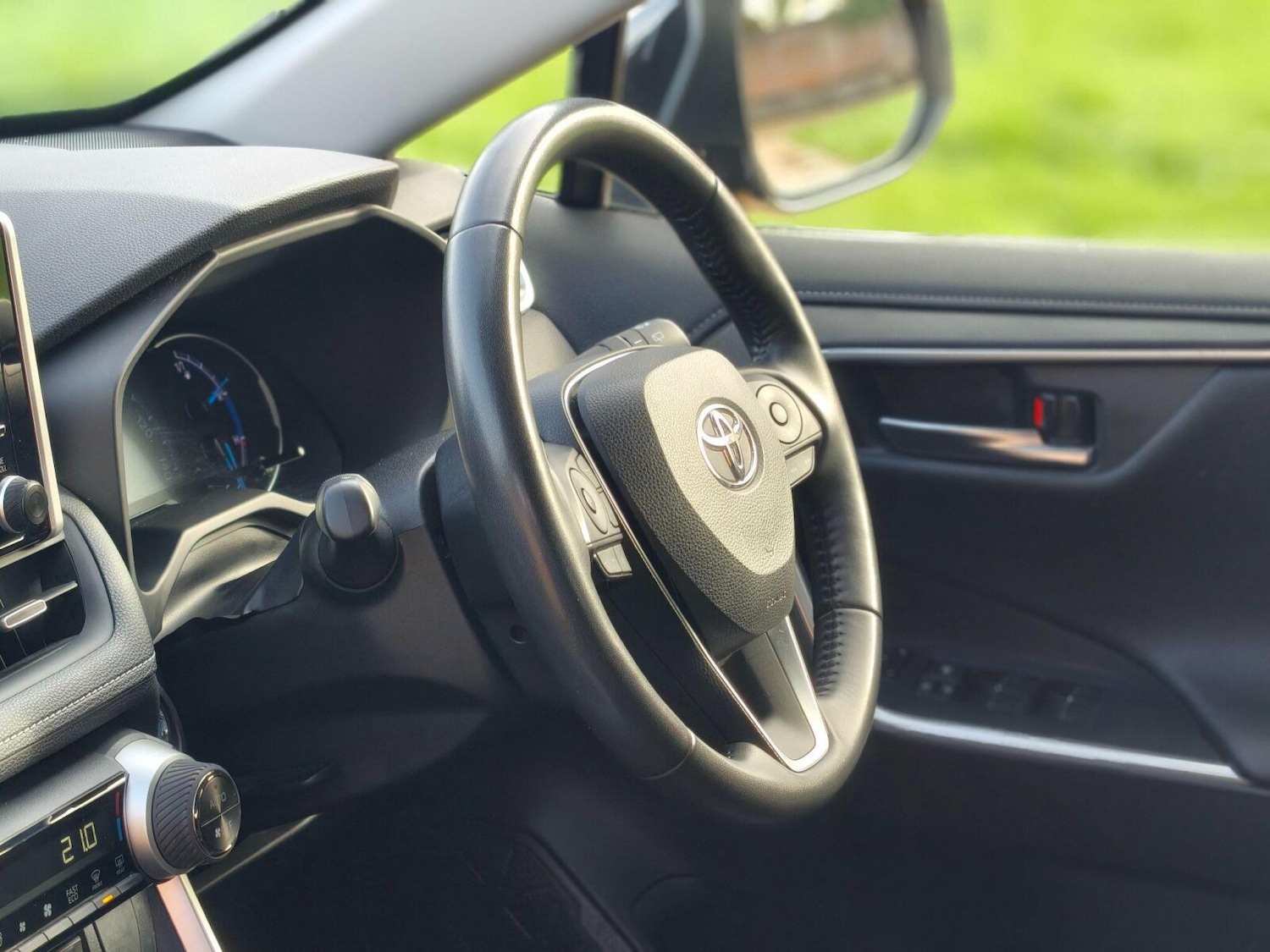 Used Toyota RAV4 2021 for sale - 76681028: Photo 20