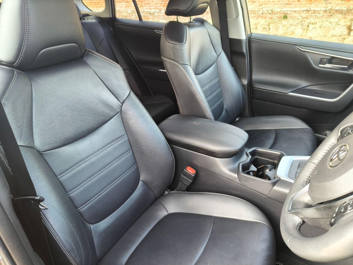 Used Toyota RAV4 2021 for sale - 76681028: Photo 21