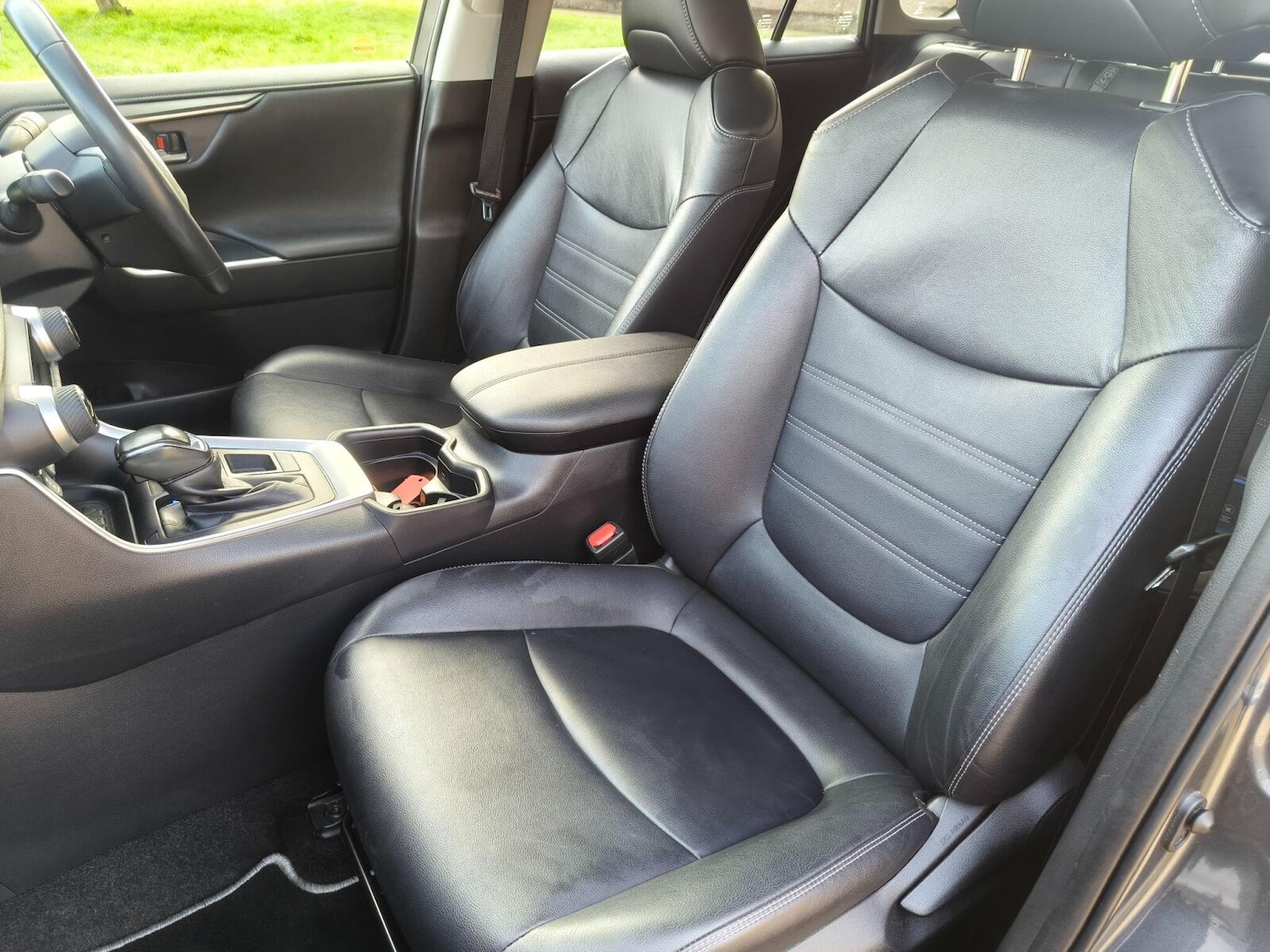 Used Toyota RAV4 2021 for sale - 76681028: Photo 22