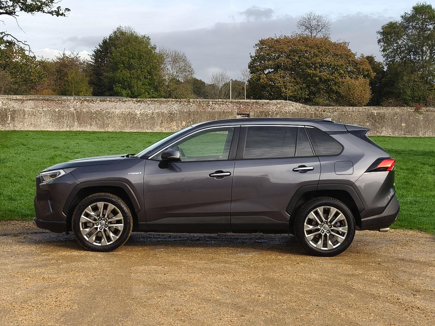 Used Toyota RAV4 2021 for sale - 76681028: Photo 4