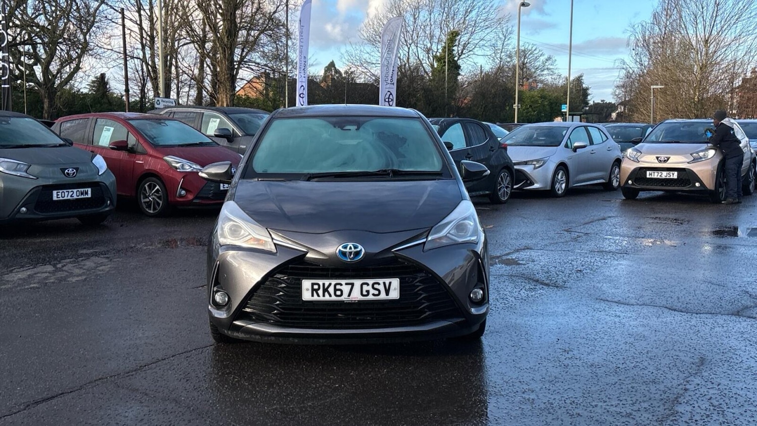 Used Toyota Yaris 2017 for sale - 77357465: Photo 15