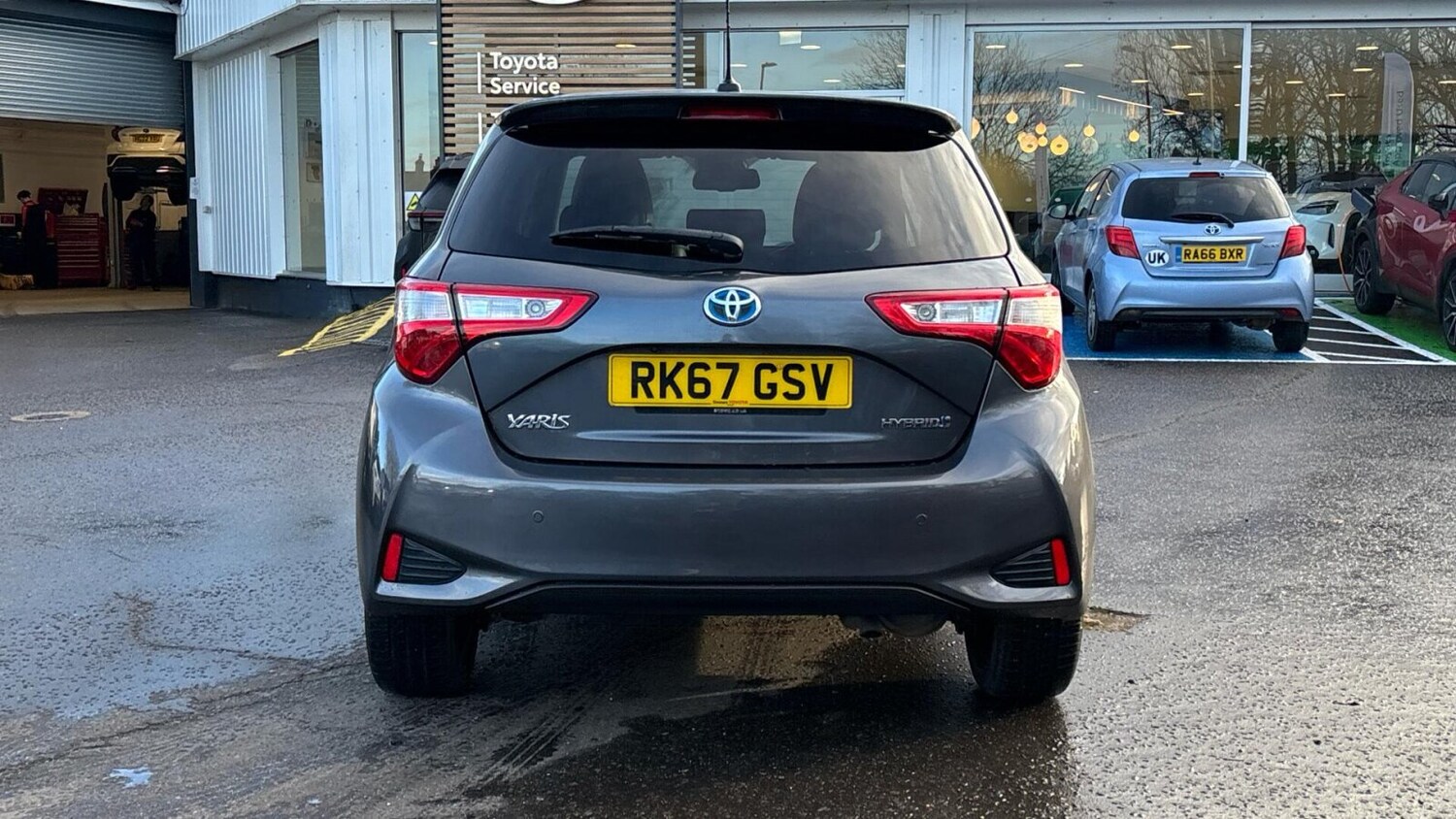 Used Toyota Yaris 2017 for sale - 77357465: Photo 19