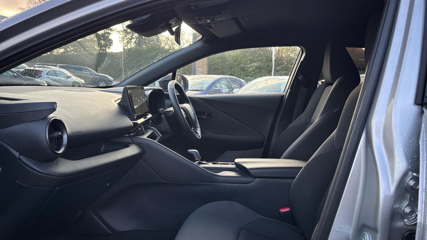 Used Toyota C-HR 2024 for sale - 77013340: Photo 10