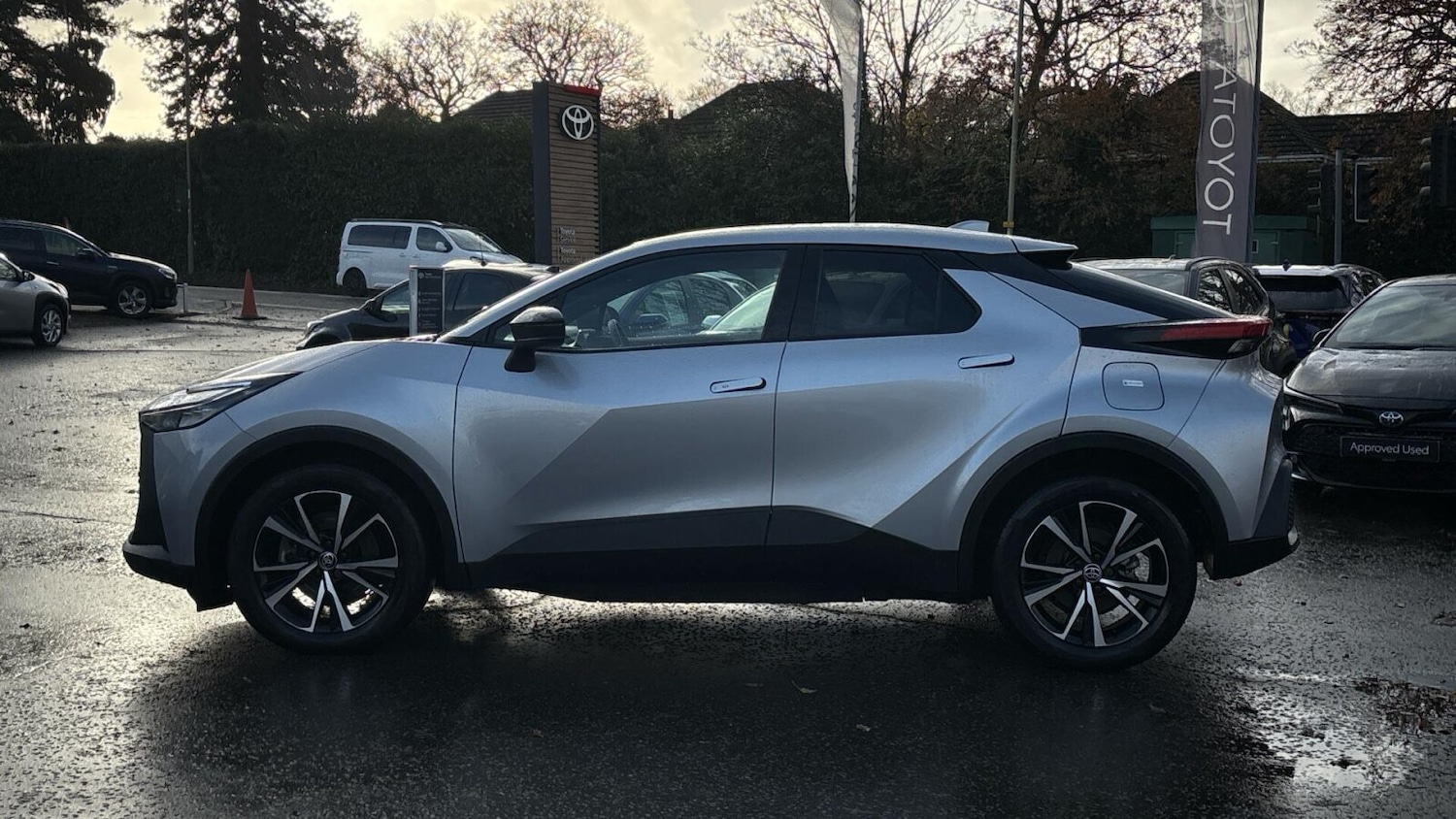 Used Toyota C-HR 2024 for sale - 77013340: Photo 17