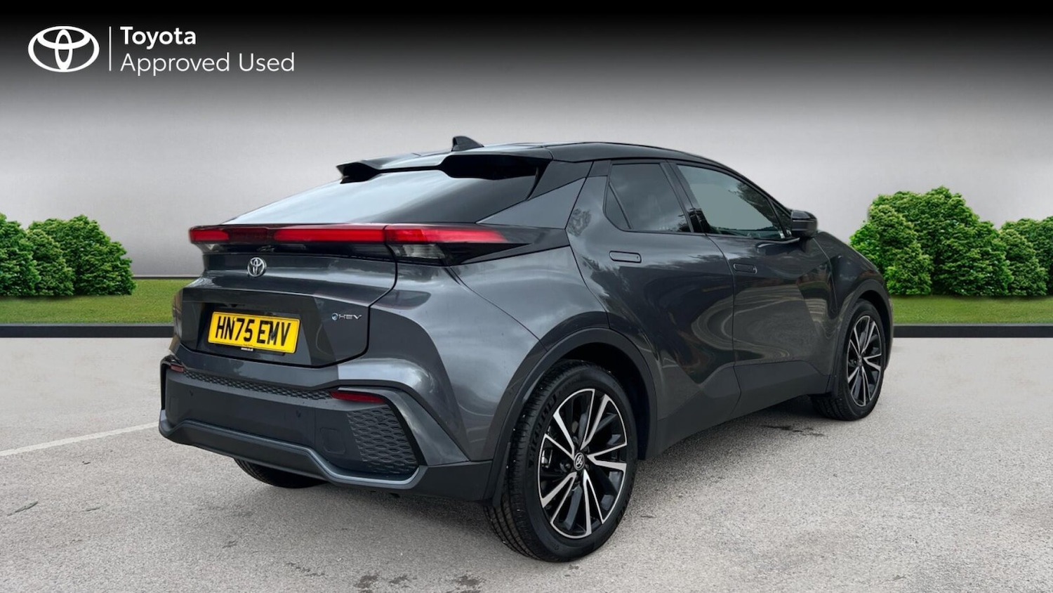 Used Toyota C-HR 2025 for sale - 78140355: Photo 2