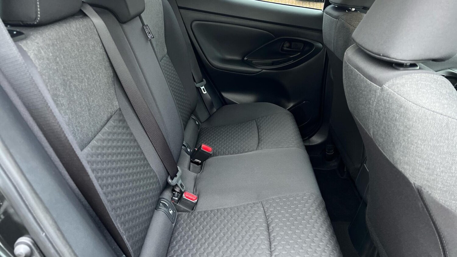 Used Toyota Yaris Cross 2025 for sale - 77910917: Photo 14