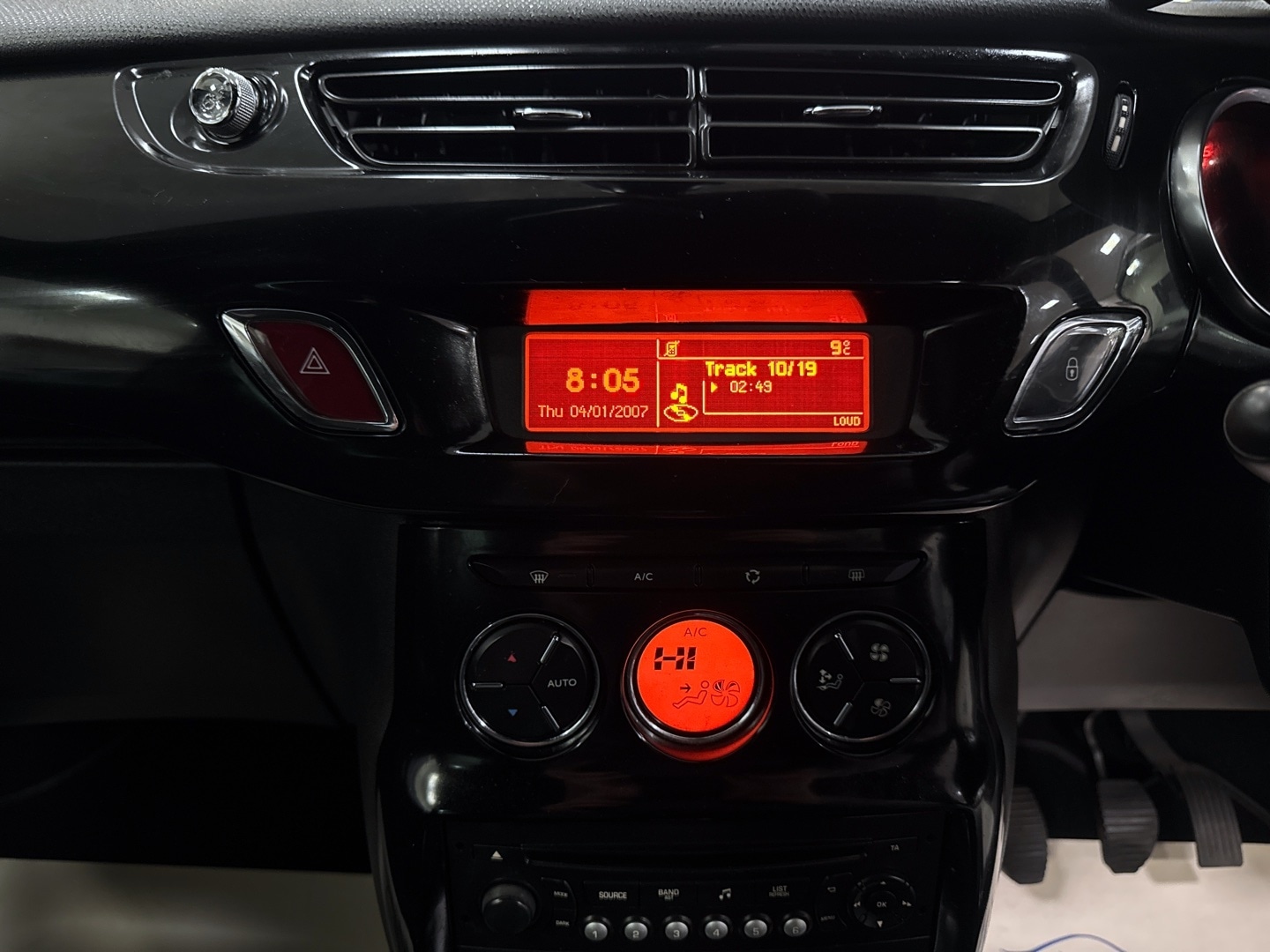 Used Citroen DS3 2015 for sale - 76643820: Photo 17