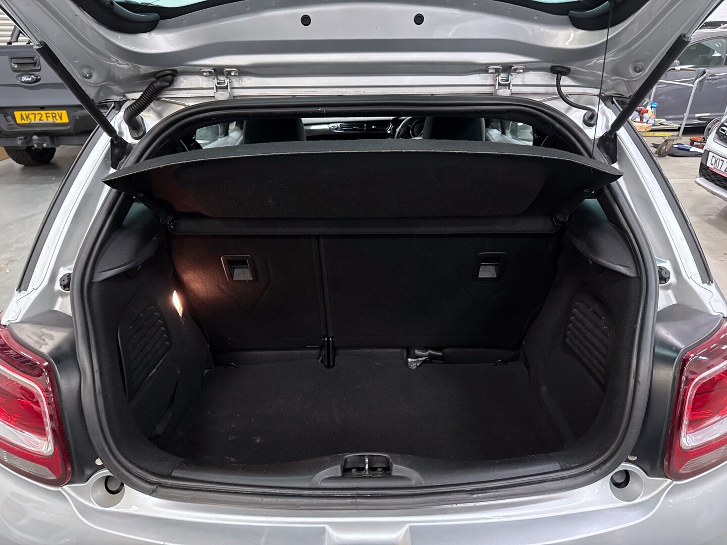 Used Citroen DS3 2015 for sale - 76643820: Photo 18