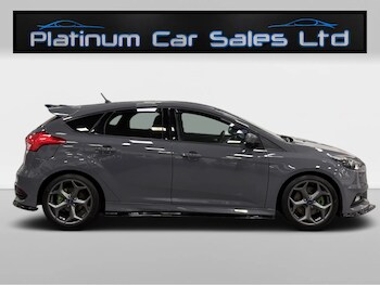 Used Ford Focus 2017 for sale - 77329582: Photo