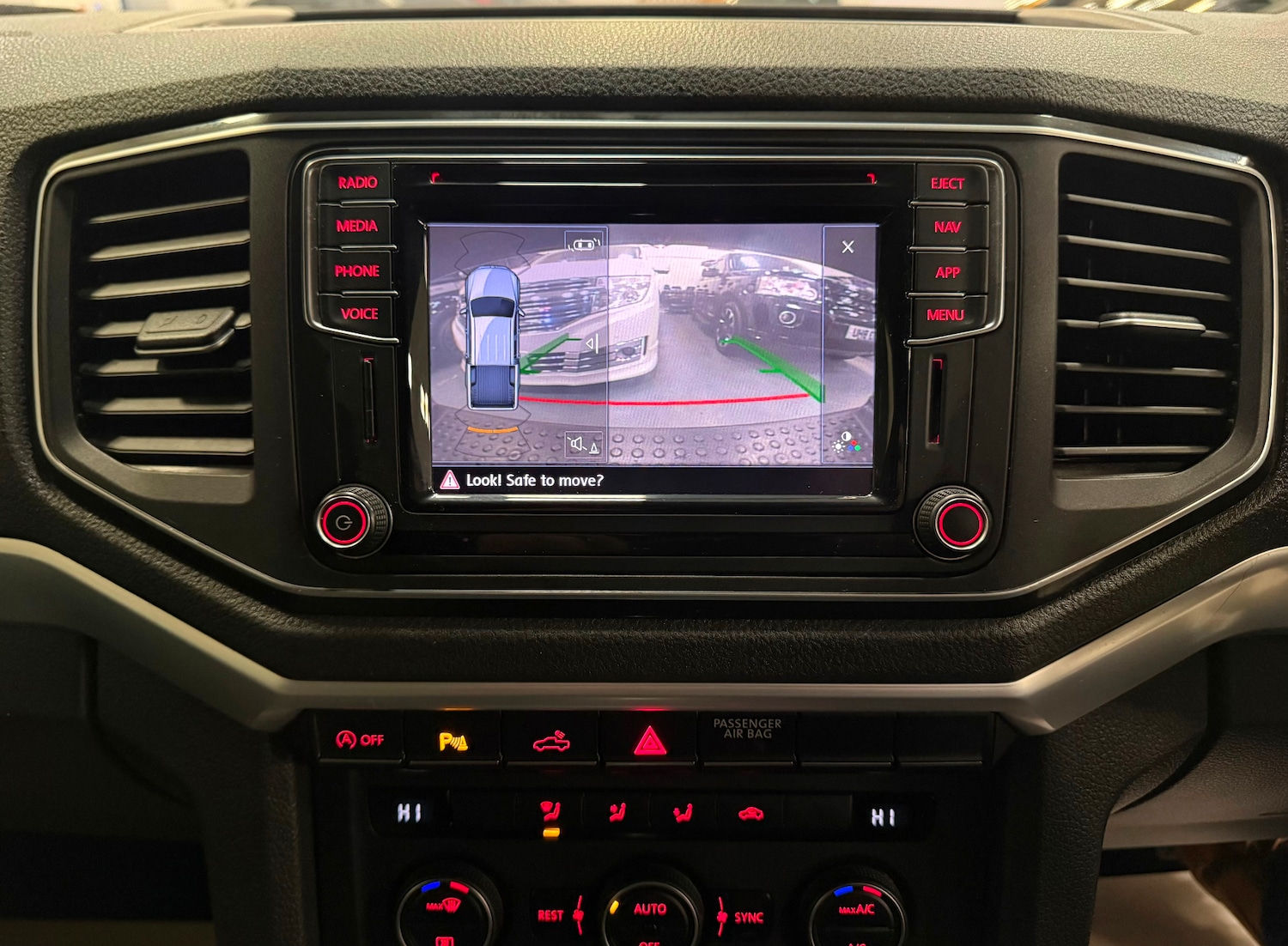 Used Volkswagen Amarok 2017 for sale - 77251525: Photo 16