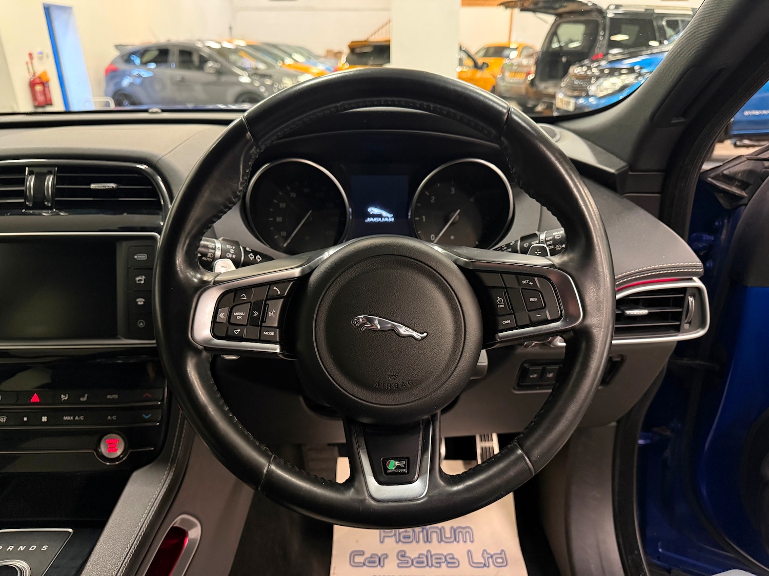 Used Jaguar F-Pace 2018 for sale - 77954489: Photo 14