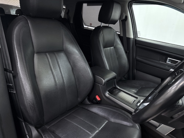 Used Land Rover Discovery Sport 2017 for sale - 75215236: Photo 12
