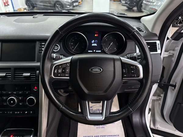 Used Land Rover Discovery Sport 2017 for sale - 75215236: Photo 15