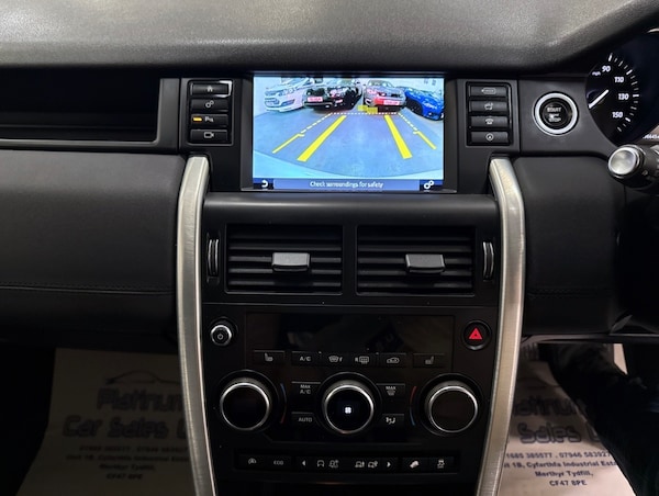 Used Land Rover Discovery Sport 2017 for sale - 75215236: Photo 17