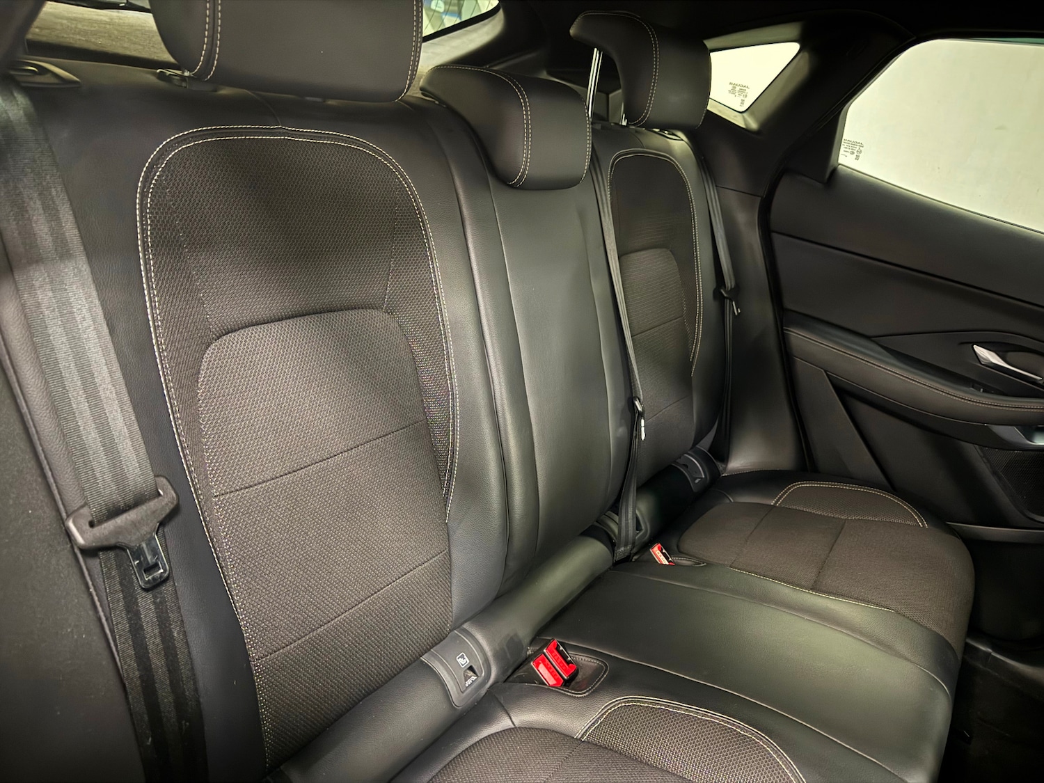 Used Jaguar E-Pace 2018 for sale - 77651669: Photo 13