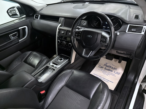 Used Land Rover Discovery Sport 2017 for sale - 75349608: Photo 11