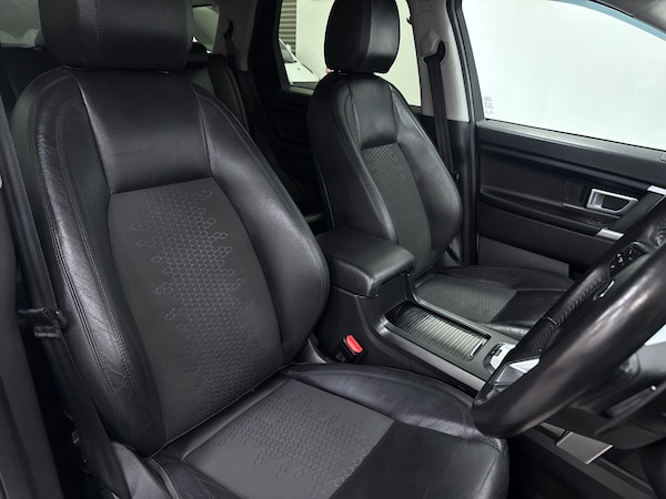 Used Land Rover Discovery Sport 2017 for sale - 75349608: Photo 13