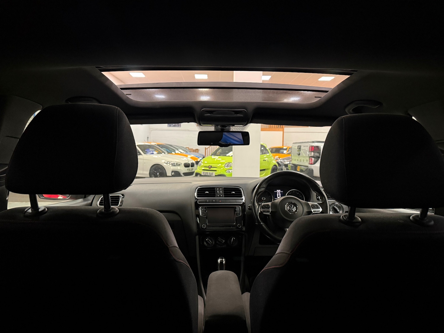 Used Volkswagen Polo 2012 for sale - 77264793: Photo 17