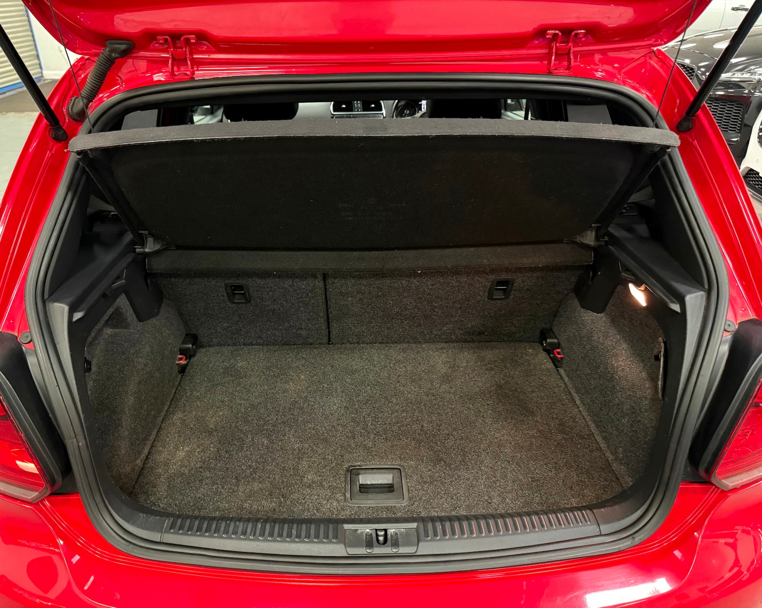 Used Volkswagen Polo 2012 for sale - 77264793: Photo 19