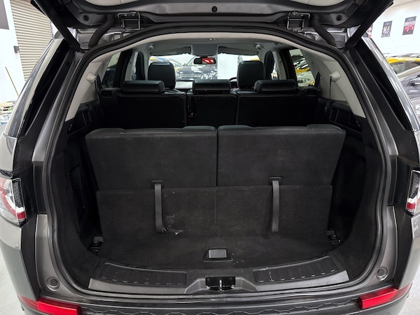 Used Land Rover Discovery Sport 2017 for sale - 75651519: Photo 16