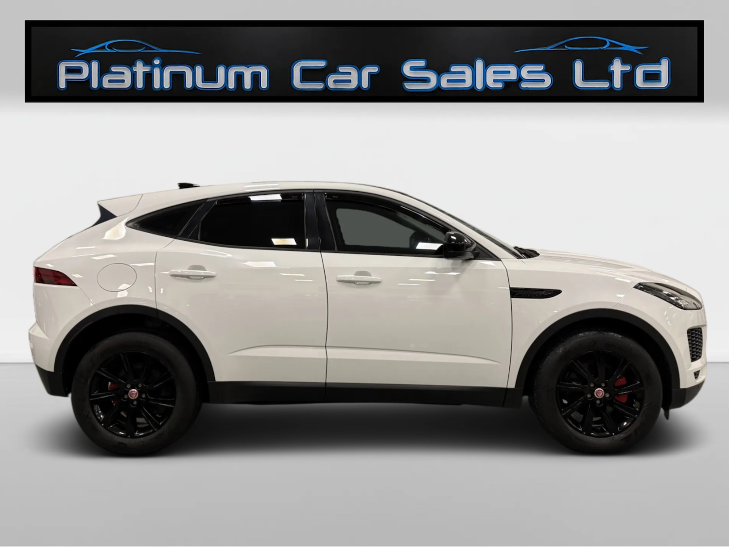 Used Jaguar E-Pace 2019 for sale - 77651673: Photo 4