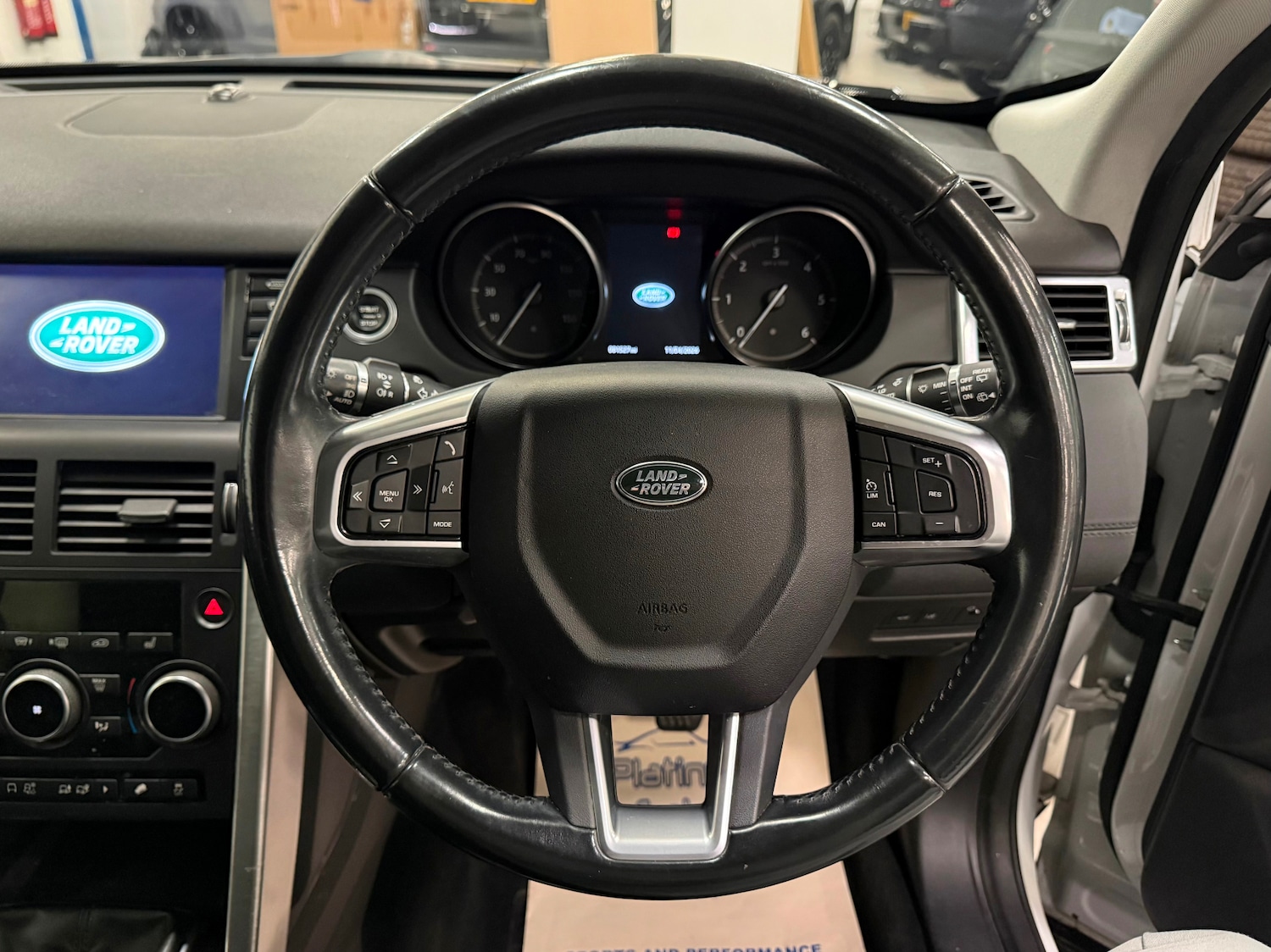 Used Land Rover Discovery Sport 2016 for sale - 78211107: Photo 17