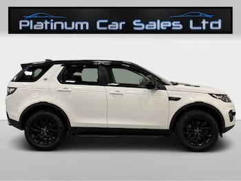 Used Land Rover Discovery Sport 2016 for sale - 78211107: Photo