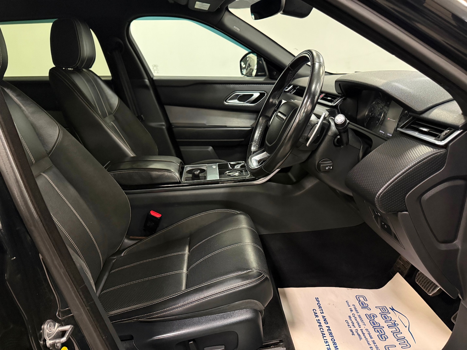 Used Land Rover Range Rover Velar 2018 for sale - 77618340: Photo 11