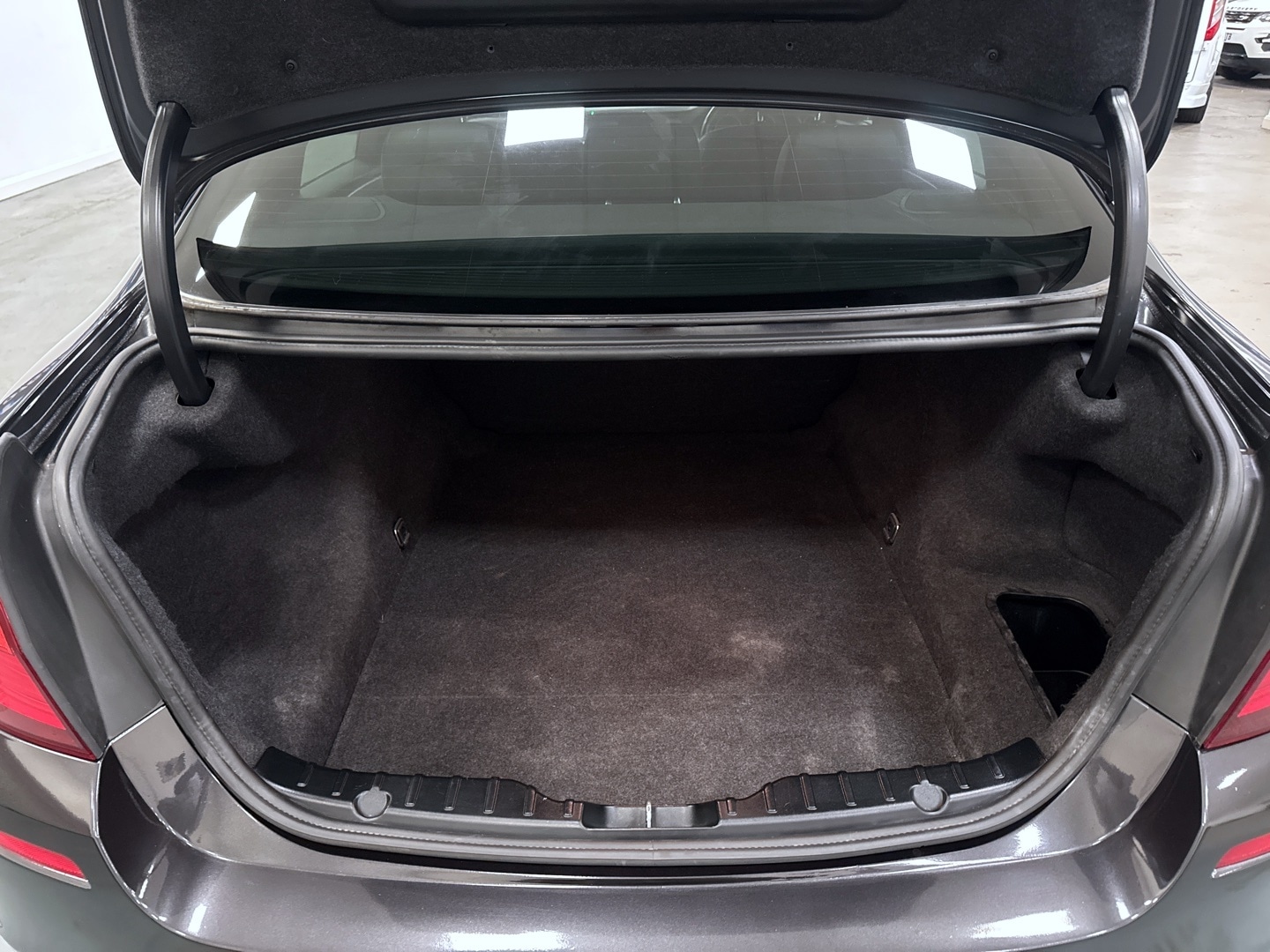 Used BMW 5 Series 2012 for sale - 76778216: Photo 19