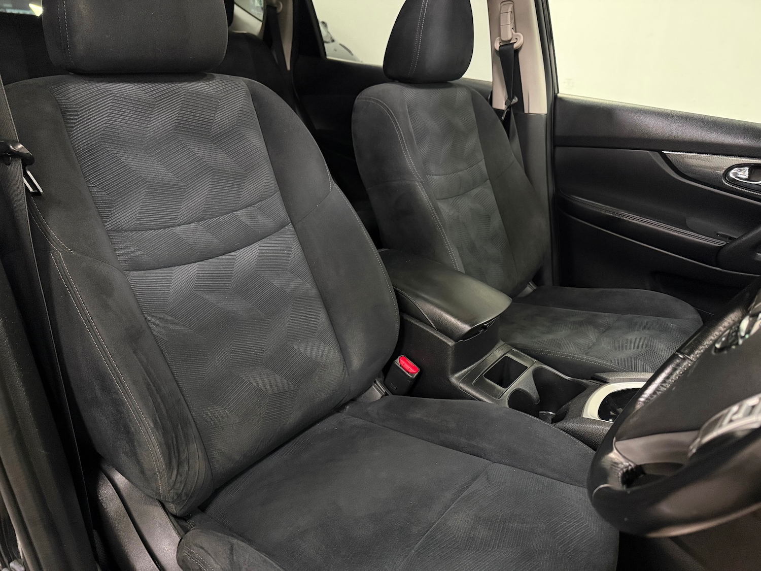 Used Nissan X-Trail 2015 for sale - 77438792: Photo 12