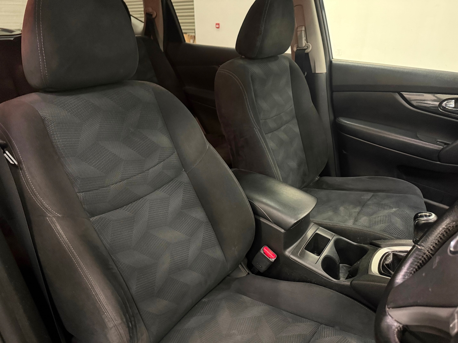 Used Nissan X-Trail 2015 for sale - 78211105: Photo 11