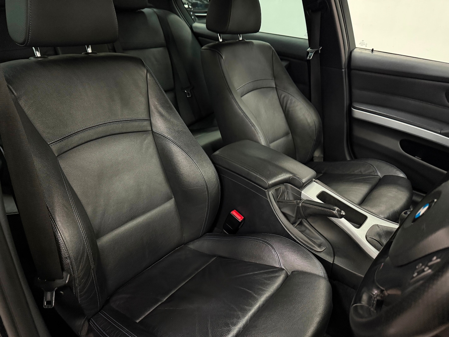 Used BMW 3 Series 2011 for sale - 77669431: Photo 12