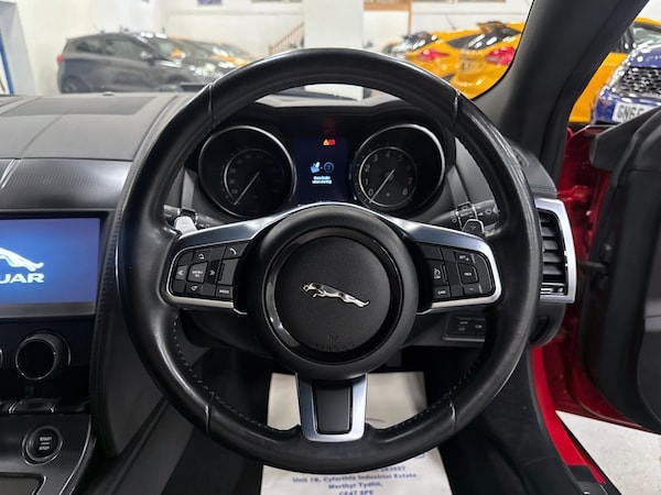 Used Jaguar F-Type 2018 for sale - 75215406: Photo 16