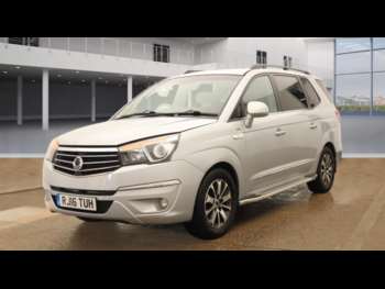 Used Ssangyong Rodius 2016 for sale - 72678213: Photo