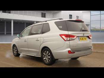 Used Ssangyong Rodius 2016 for sale - 72678213: Photo