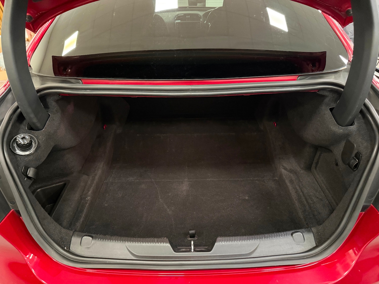 Used Jaguar XE 2018 for sale - 78211102: Photo 21