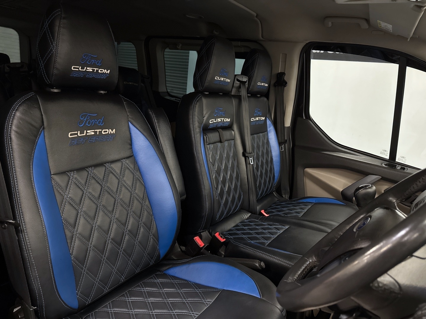 Used Ford Tourneo Custom 2015 for sale - 76763353: Photo 12