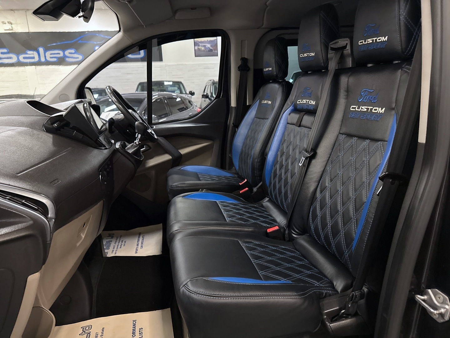 Used Ford Tourneo Custom 2015 for sale - 76763353: Photo 15