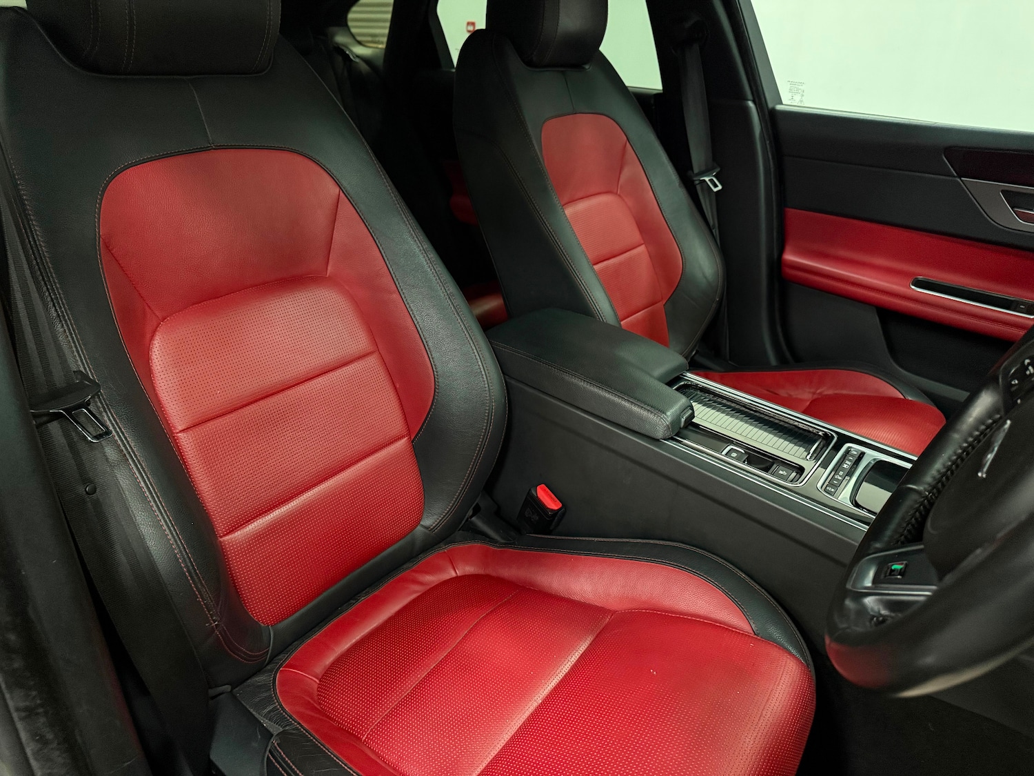 Used Jaguar XF 2016 for sale - 78012983: Photo 12