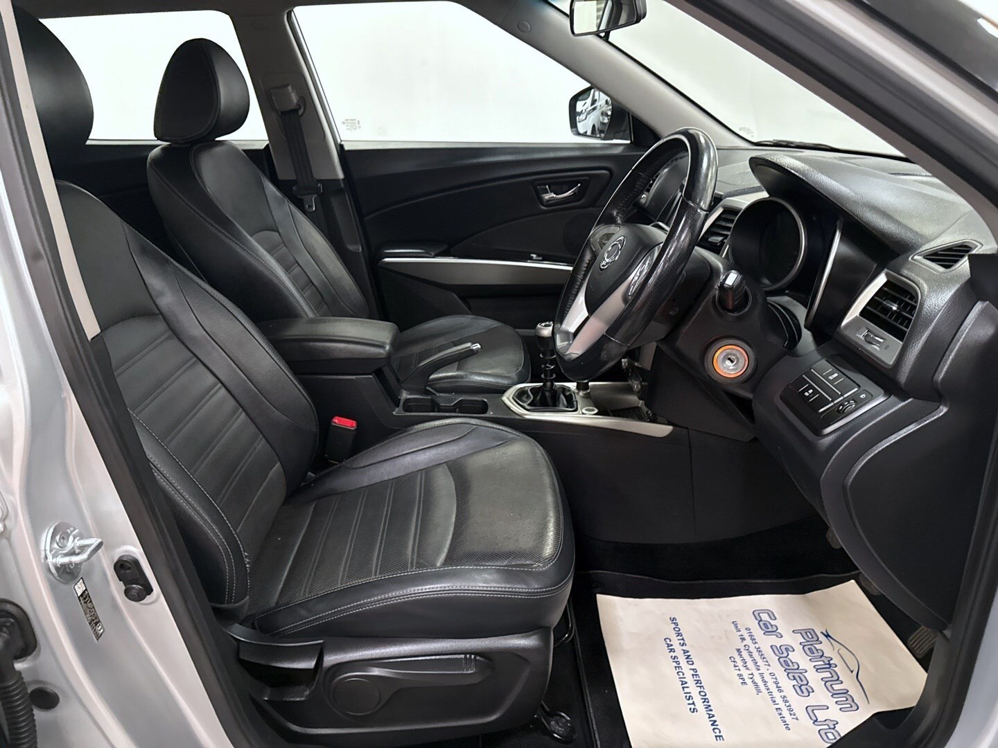 2016 SSANGYONG TIVOLI EX Petrol - Picture 12 of 19
