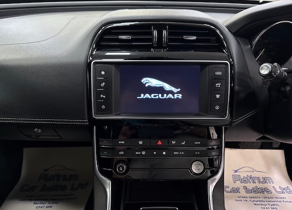 Used Jaguar XE 2016 for sale - 75656379: Photo 15