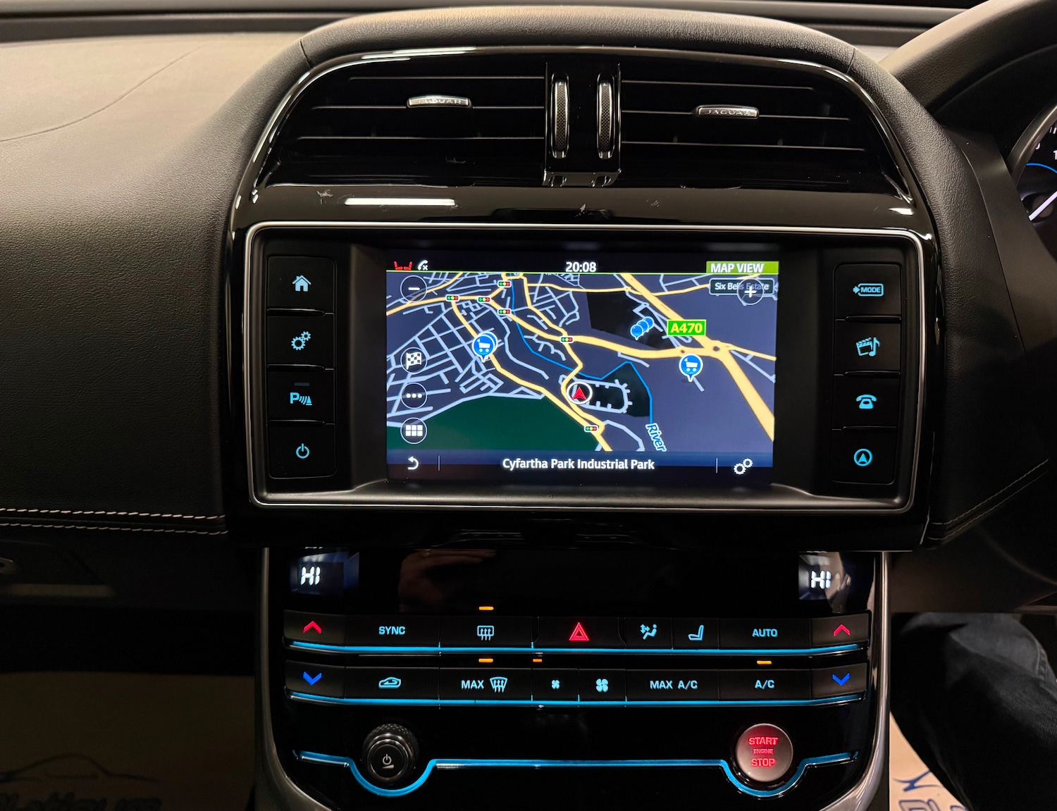 Used Jaguar XE 2016 for sale - 77264795: Photo 14