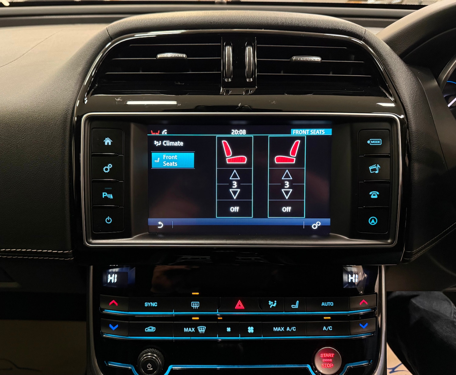 Used Jaguar XE 2016 for sale - 77264795: Photo 18