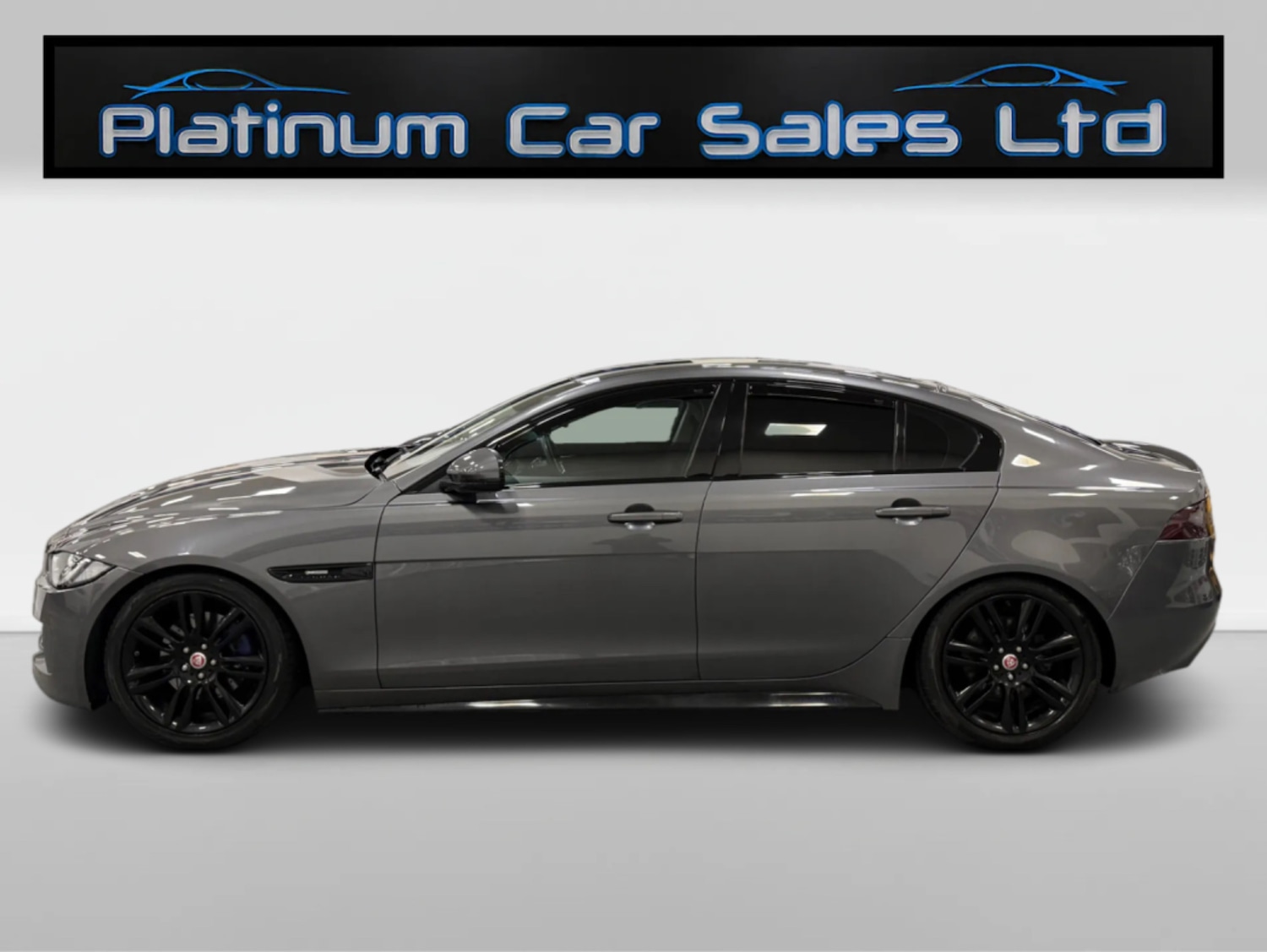 Used Jaguar XE 2016 for sale - 77264795: Photo 5