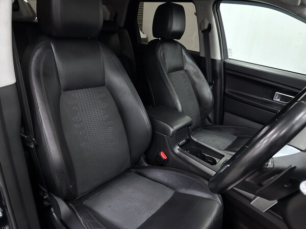 Used Land Rover Discovery Sport 2015 for sale - 75651517: Photo 13