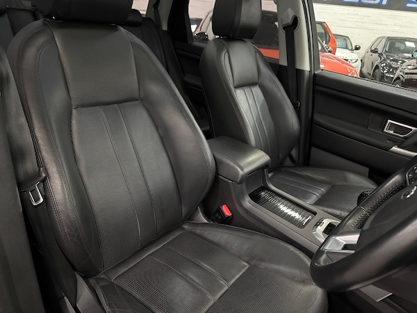 Used Land Rover Discovery Sport 2016 for sale - 75656382: Photo 13